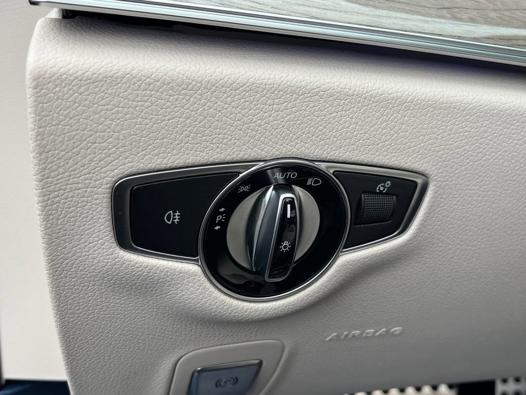 Used 2023 Mercedes-Benz E 450 Cabriolet image 21