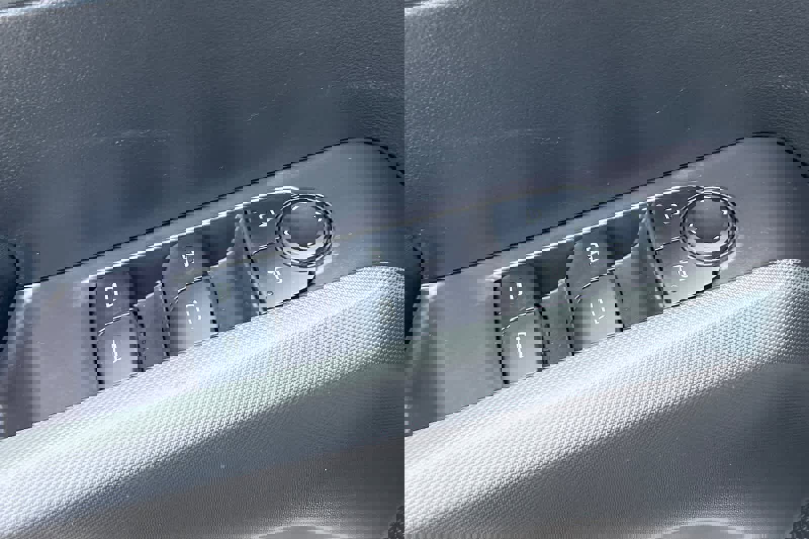 Used 2023 Chevrolet Colorado LT image 14