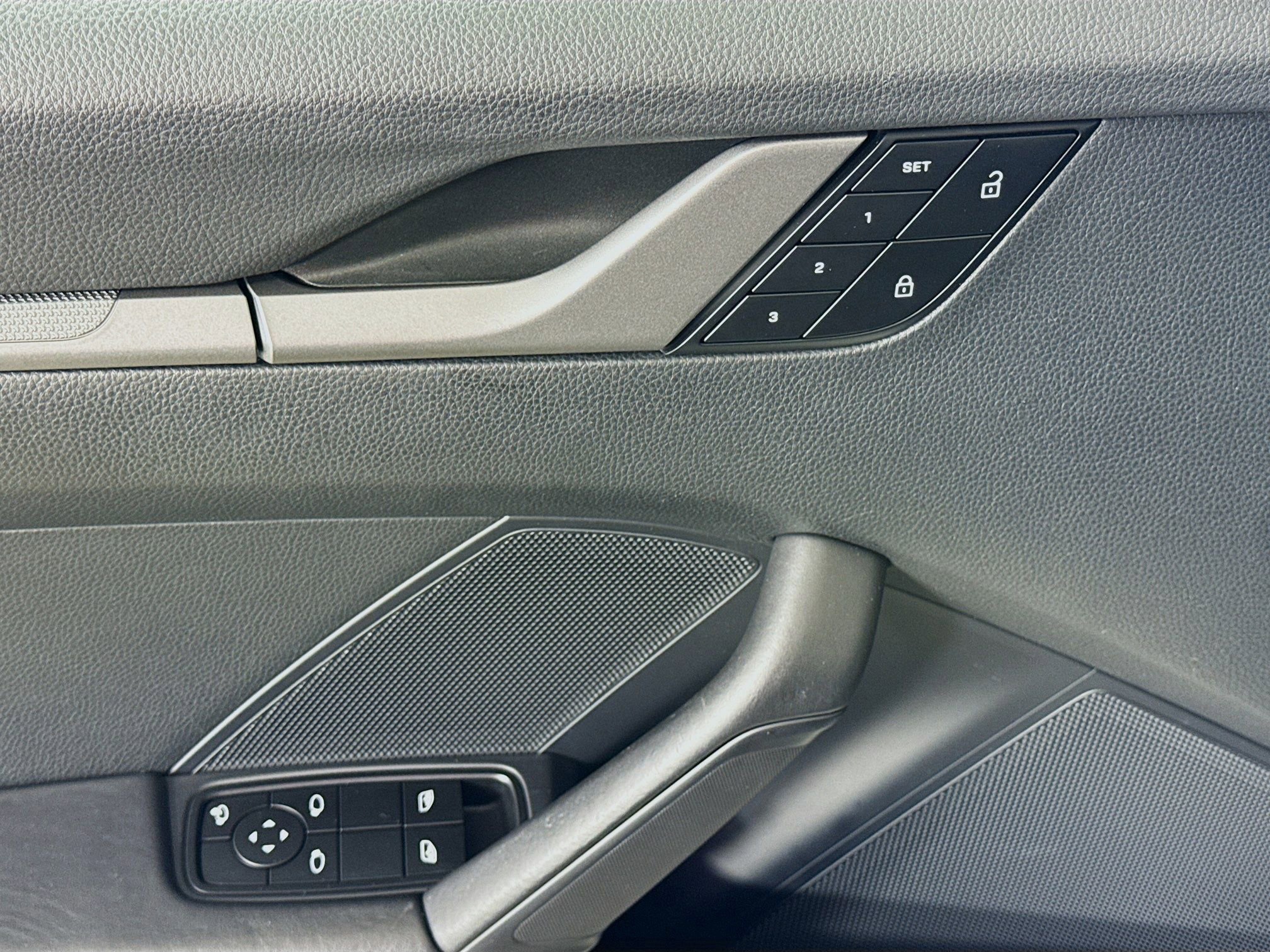 Certified 2024 Porsche 911 Carrera 4 image 11