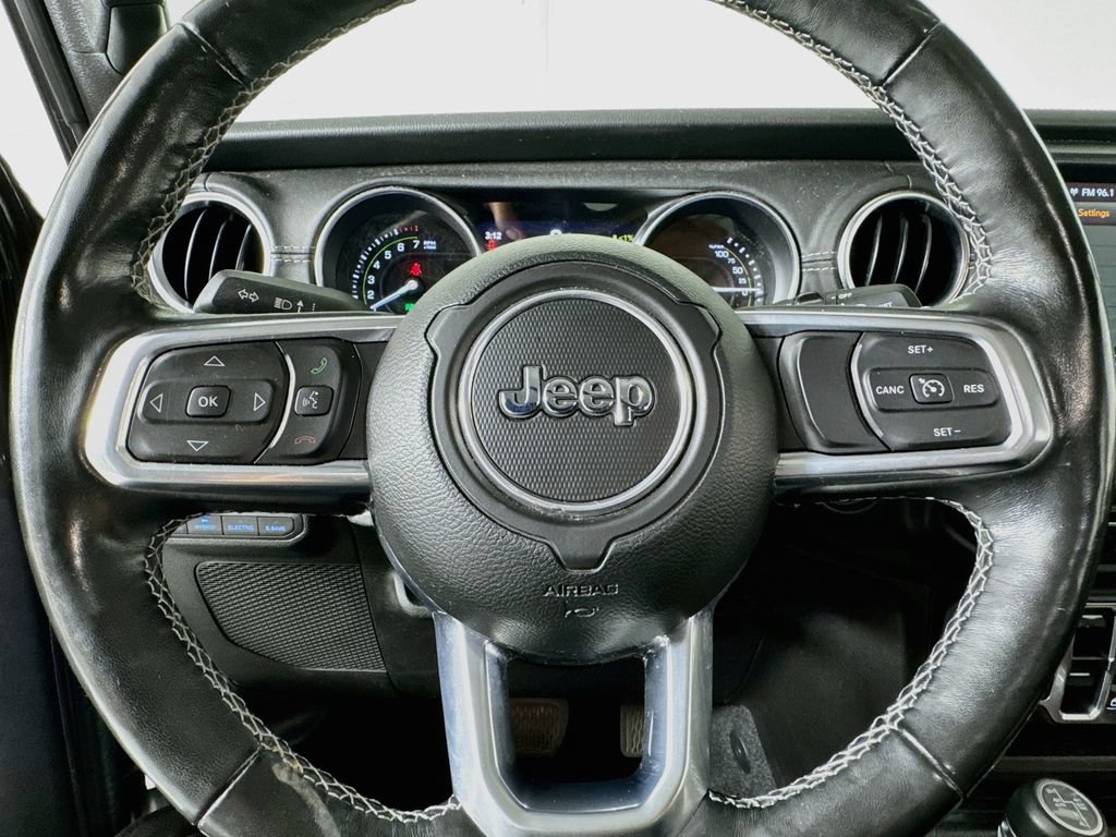 Used 2021 Jeep Wrangler Unlimited Sahara w/ Cold Weather Group AWD/4WD image 42