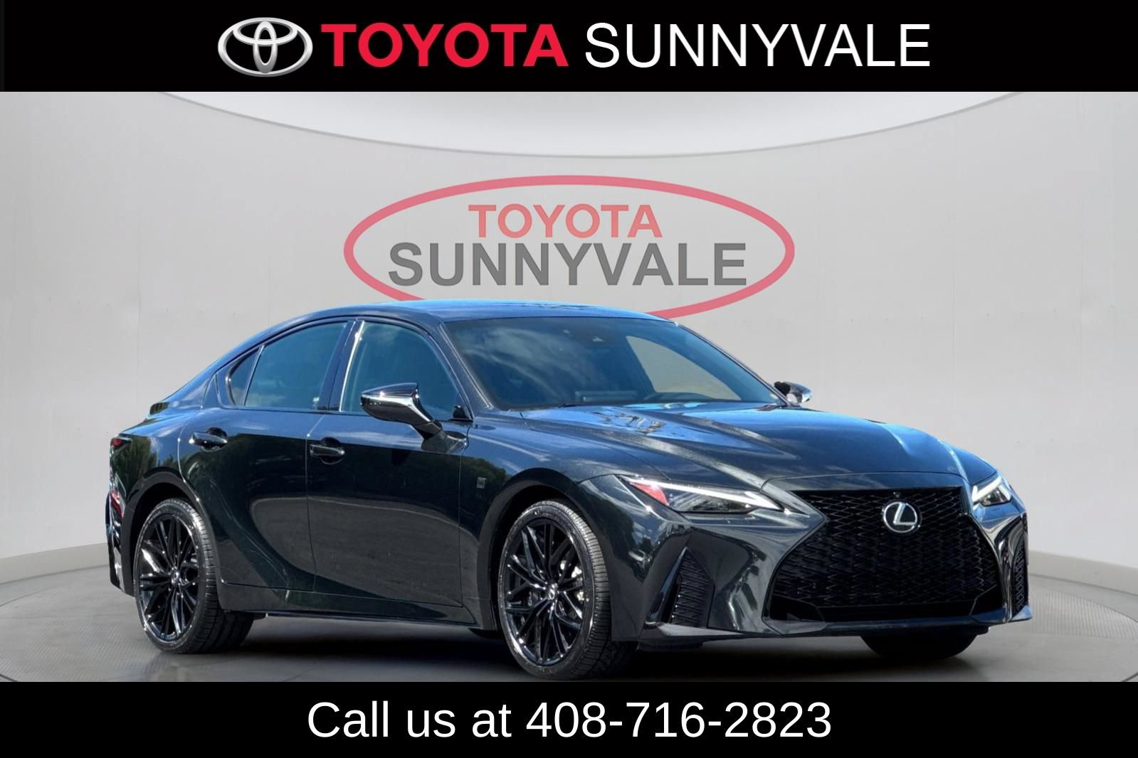 Used 2022 Lexus IS 500 RWD image 10
