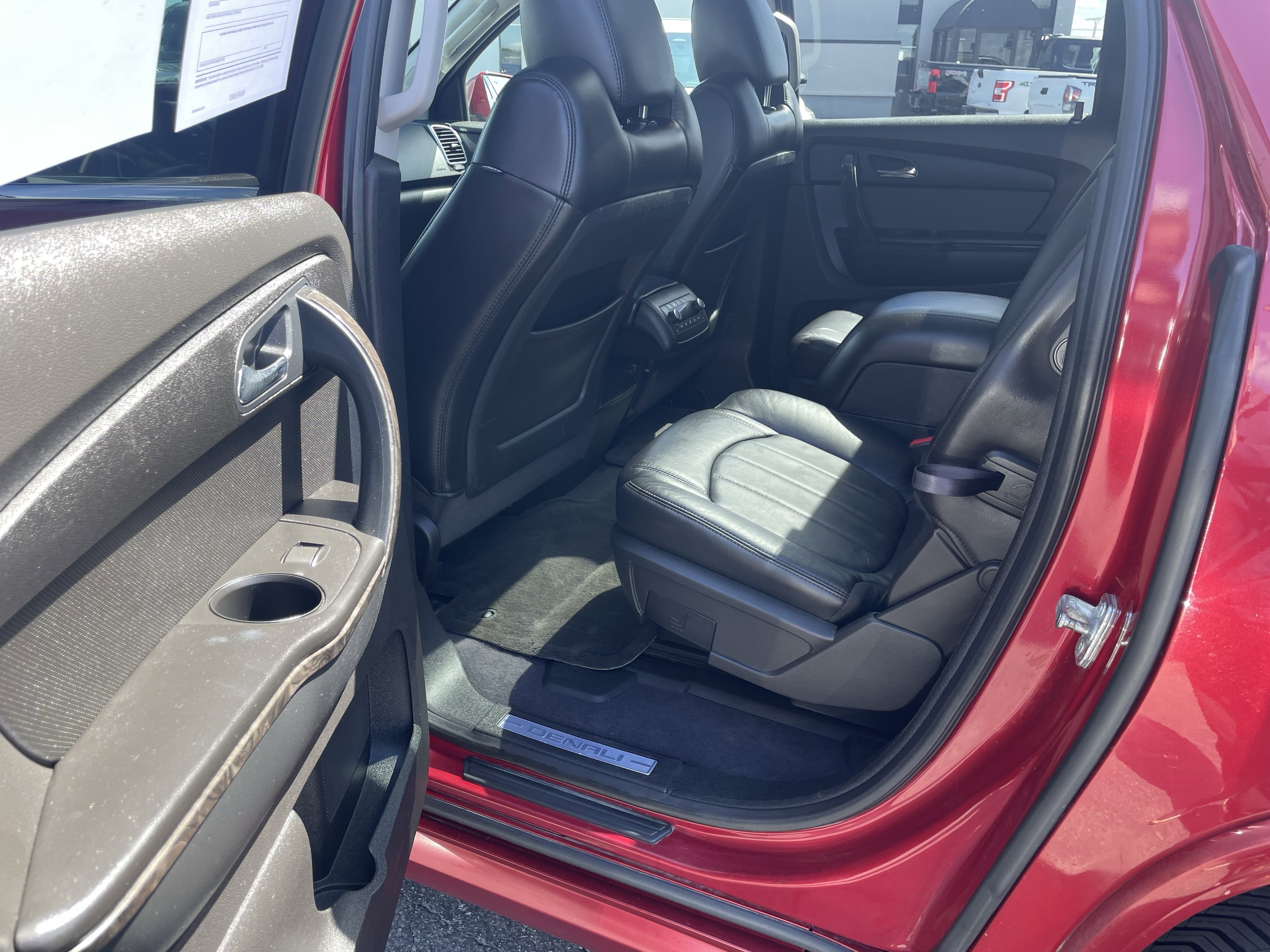 Used 2012 GMC Acadia Denali AWD/4WD image 28
