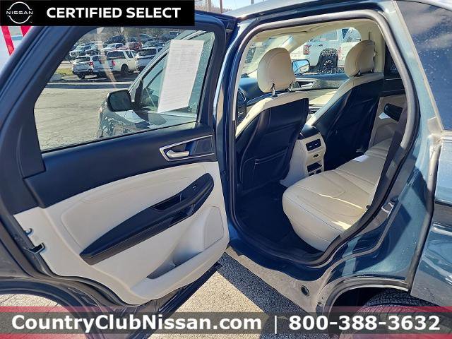 Used 2019 Ford Edge Titanium w/ Equipment Group 301A image 24