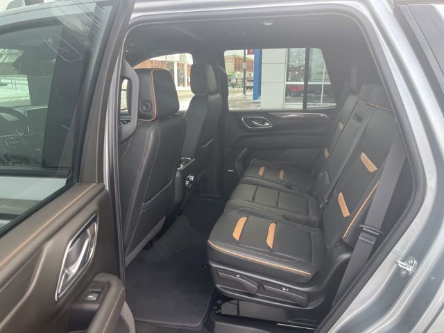 Used 2024 GMC Yukon AT4 w/ Technology Package image 9