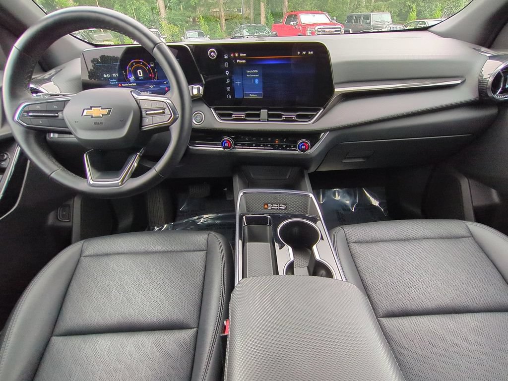 Used 2025 Chevrolet Equinox LT w/ Convenience Package II AWD/4WD image 13