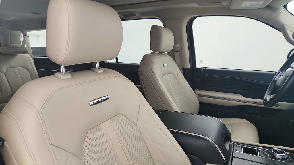 Used 2022 Ford Expedition Max Platinum RWD image 23