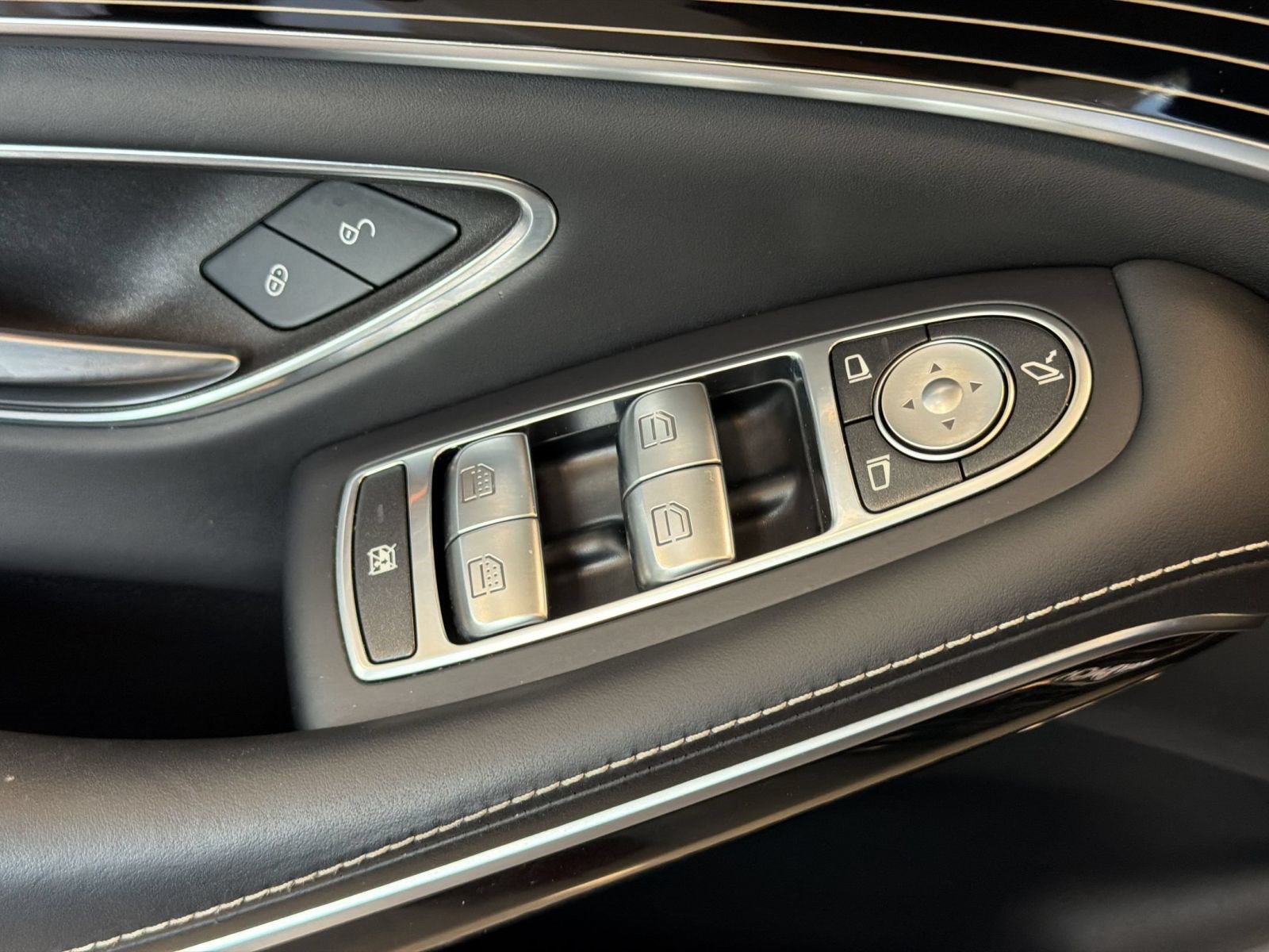 Used 2020 Mercedes-Benz Maybach S 560 4MATIC image 29