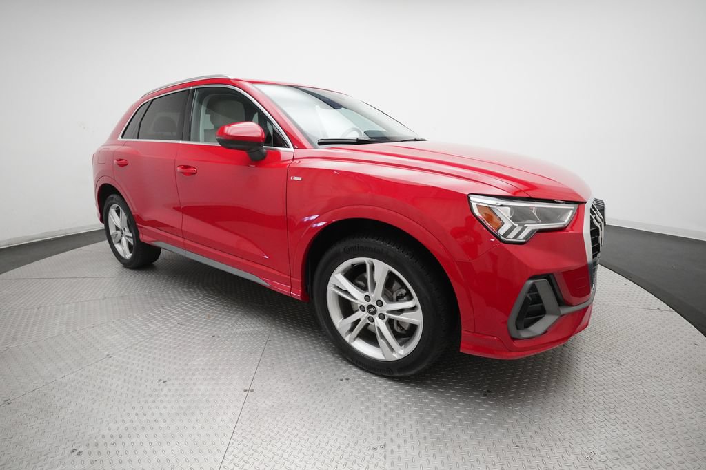 Certified 2022 Audi Q3 2.0T Premium Plus AWD/4WD image 38
