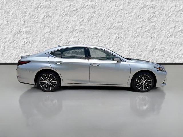 Used 2023 Lexus ES 350 w/ Premium Package FWD image 2