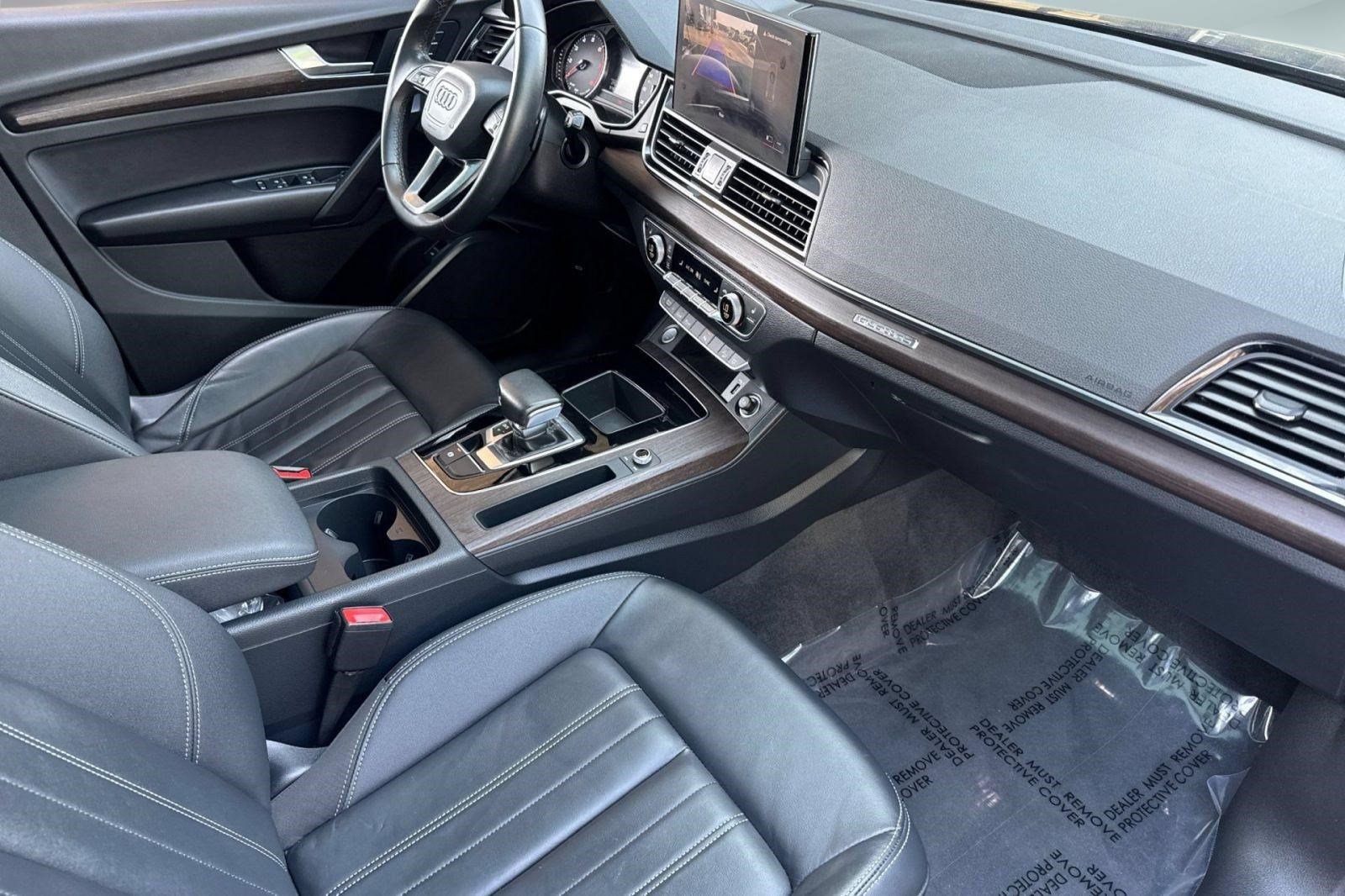 Used 2023 Audi Q5 2.0T Premium w/ Convenience Package AWD/4WD image 34