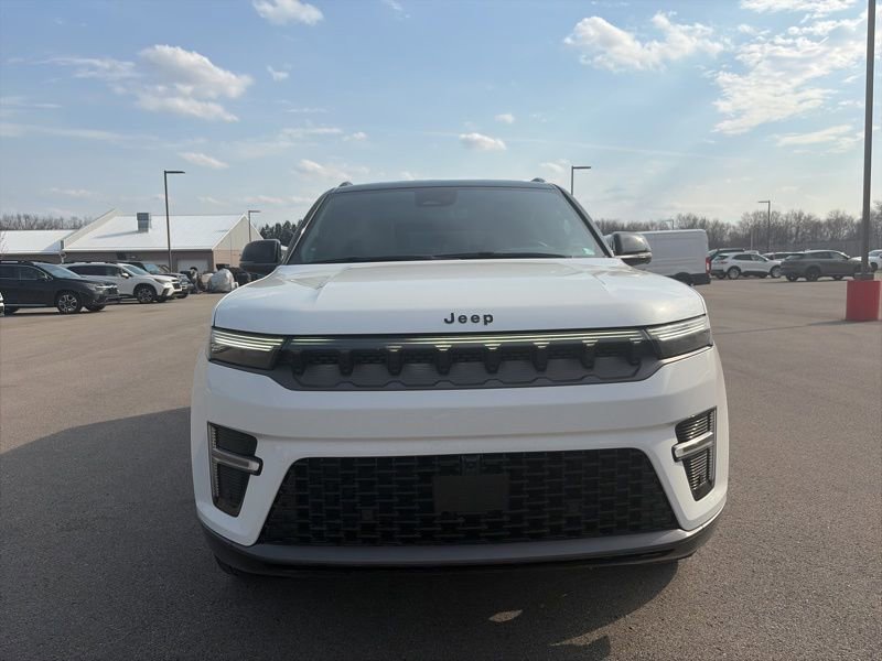 New 2026 Jeep Grand Wagoneer L Summit w/ Premium Group III image 12