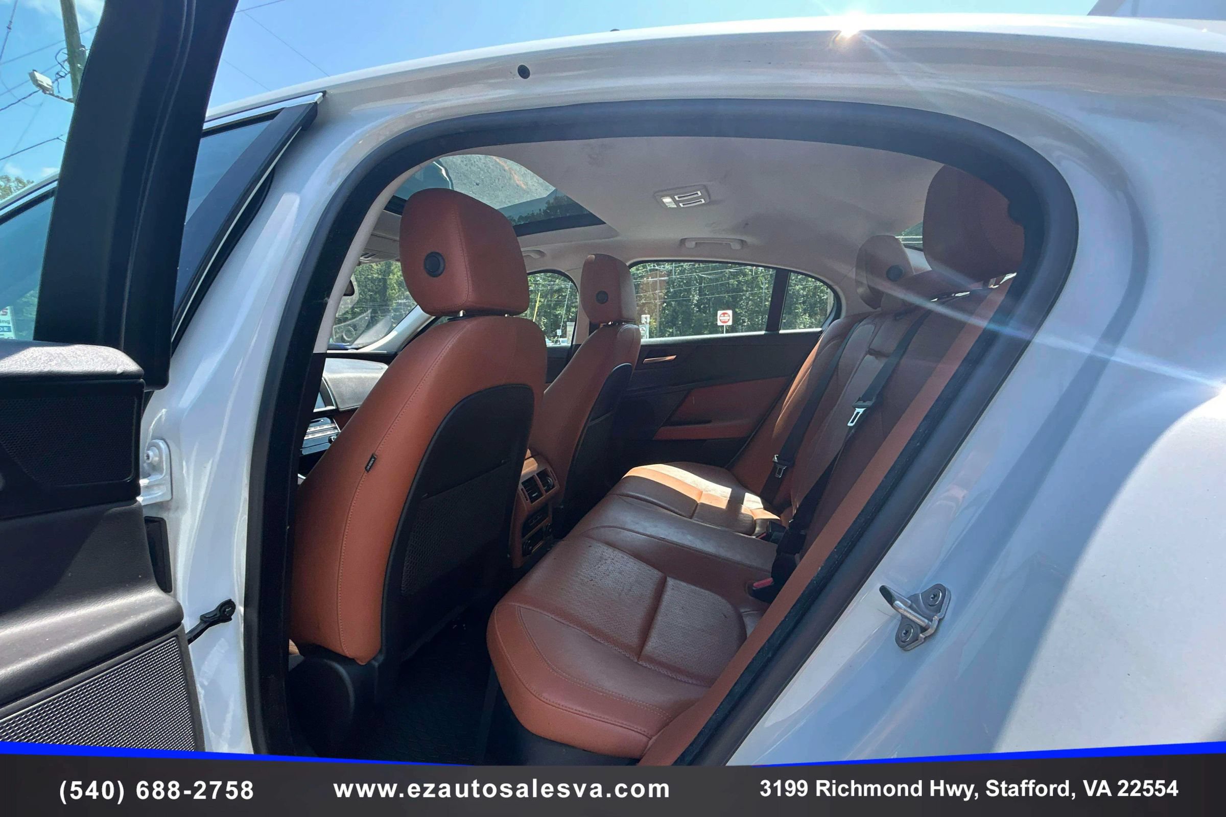 Used 2018 Jaguar XE Portfolio AWD/4WD image 14