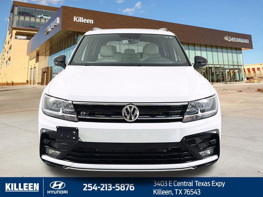 Used 2021 Volkswagen Tiguan SE R-Line image 2