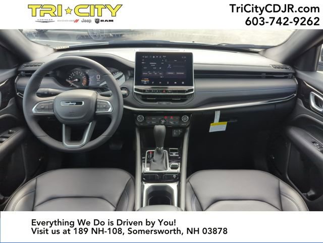 New 2025 Jeep Compass Limited w/ Sun & Sound Group image 12