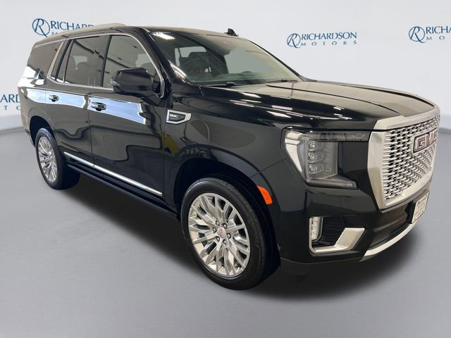 Used 2023 GMC Yukon Denali w/ Advanced Technology Package image 7