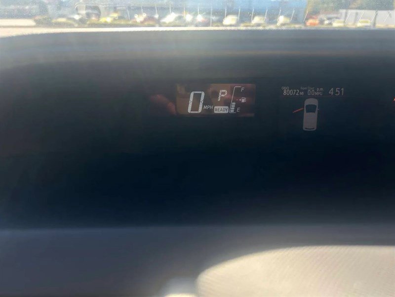 Used 2015 Toyota Prius C One image 13