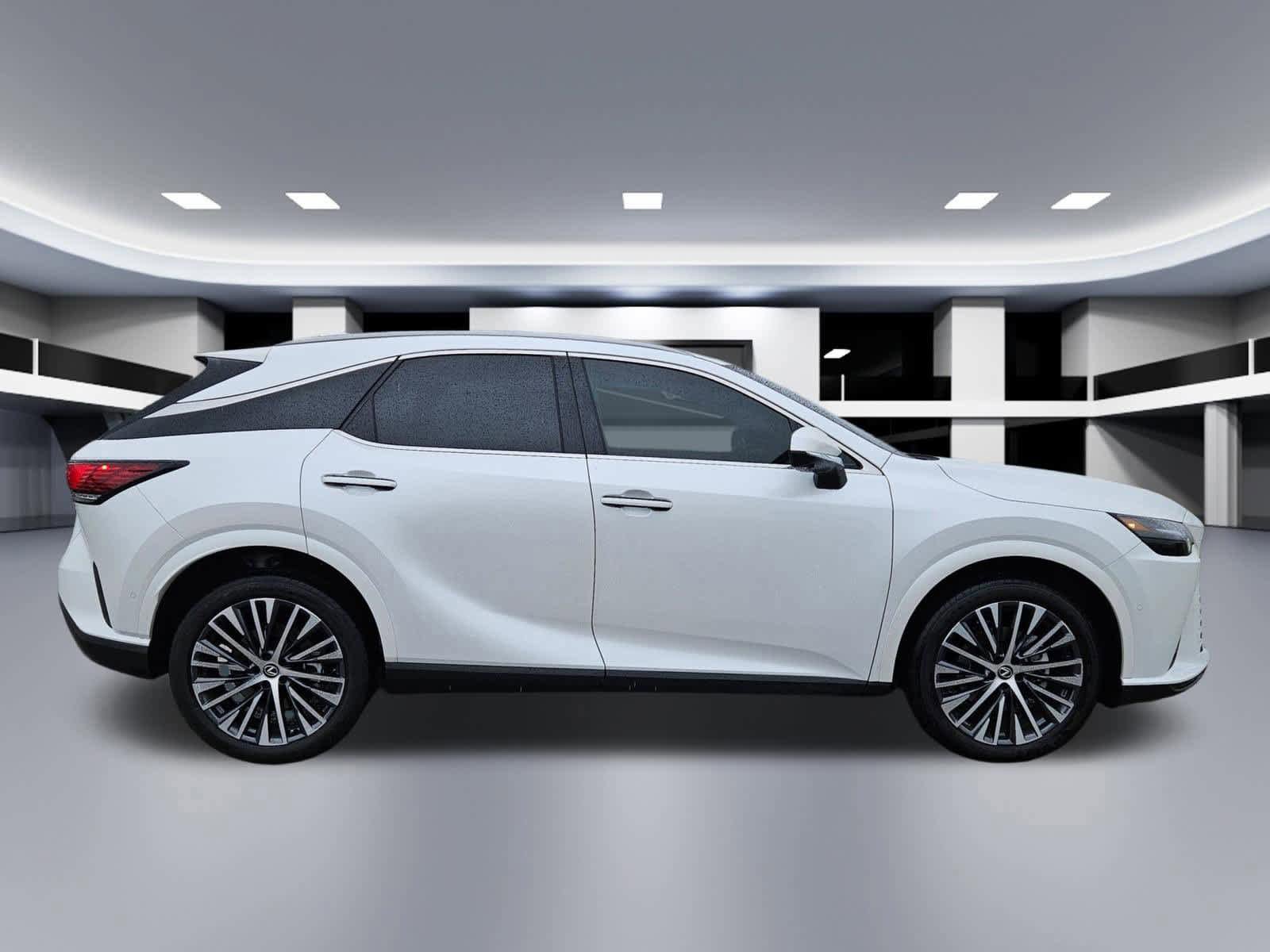 Used 2025 Lexus RX 350 Premium Plus w/ Convenience Package FWD image 6