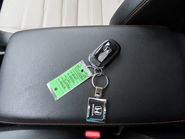 Certified 2024 Honda CR-V Sport Touring image 33