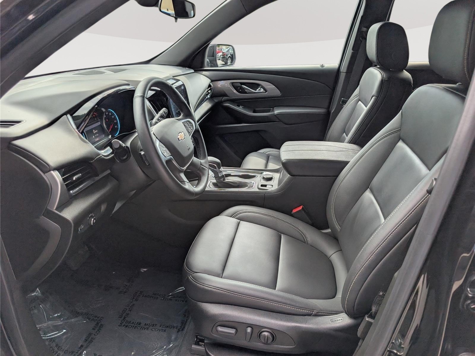 Used 2023 Chevrolet Traverse LT AWD/4WD image 19