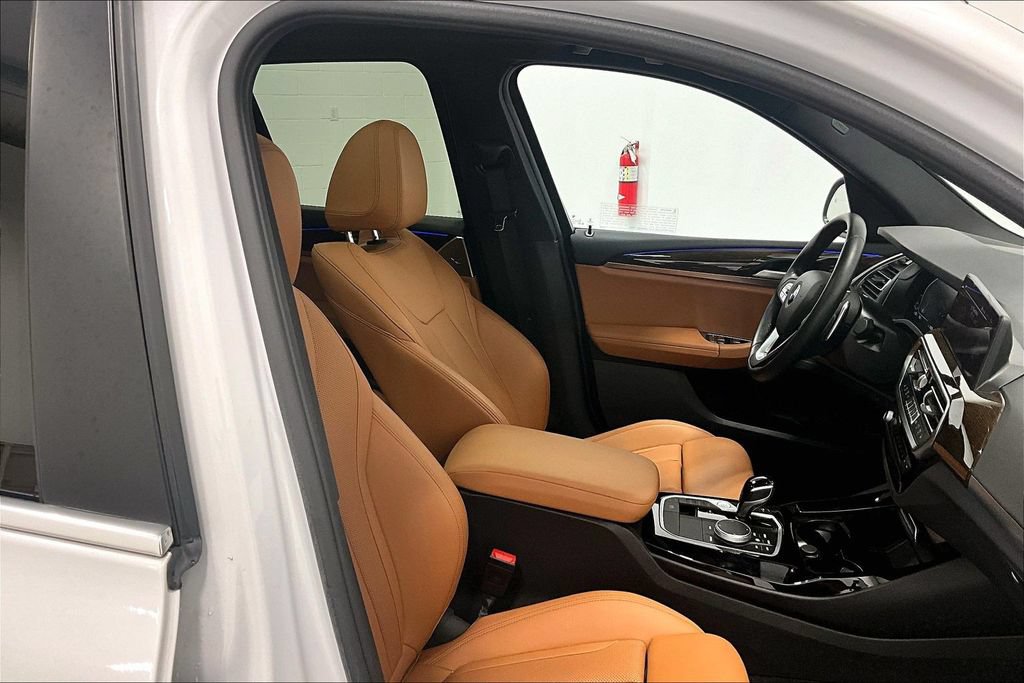 Used 2023 BMW X3 sDrive30i w/ Convenience Package w/ZPA RWD image 7