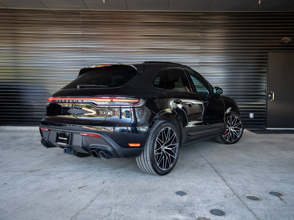 Certified 2023 Porsche Macan S AWD/4WD image 7