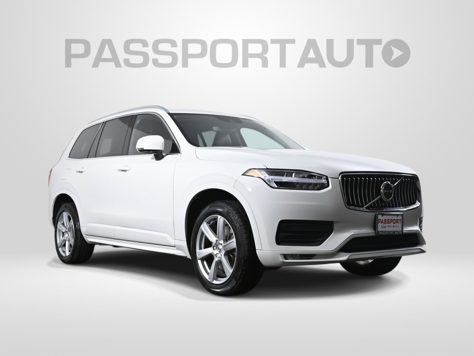 Used 2022 Volvo XC90 T5 Momentum w/ Advanced Package image 3
