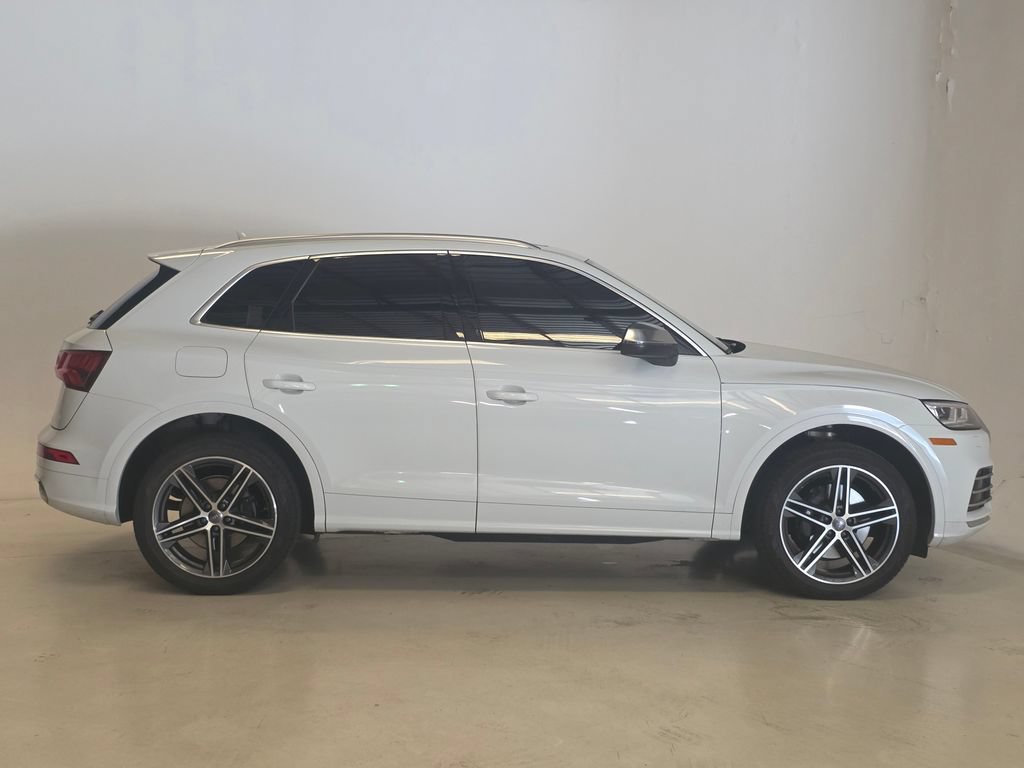 Used 2020 Audi SQ5 Premium Plus w/ Premium Plus Package AWD/4WD image 4