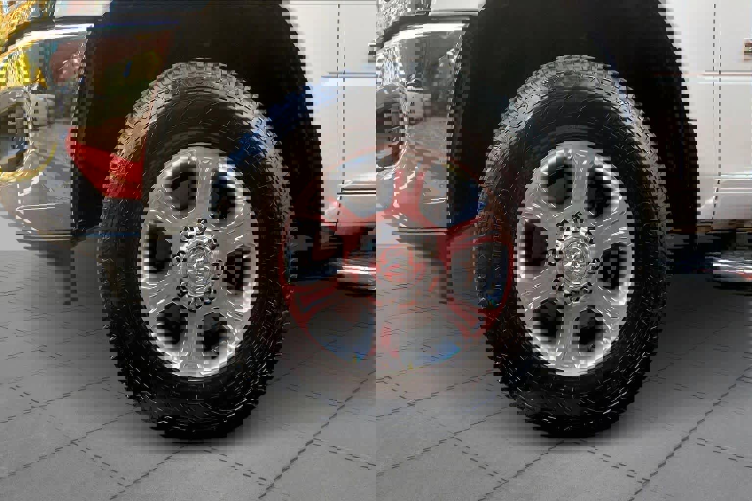 Used 2024 RAM 3500 Big Horn image 11