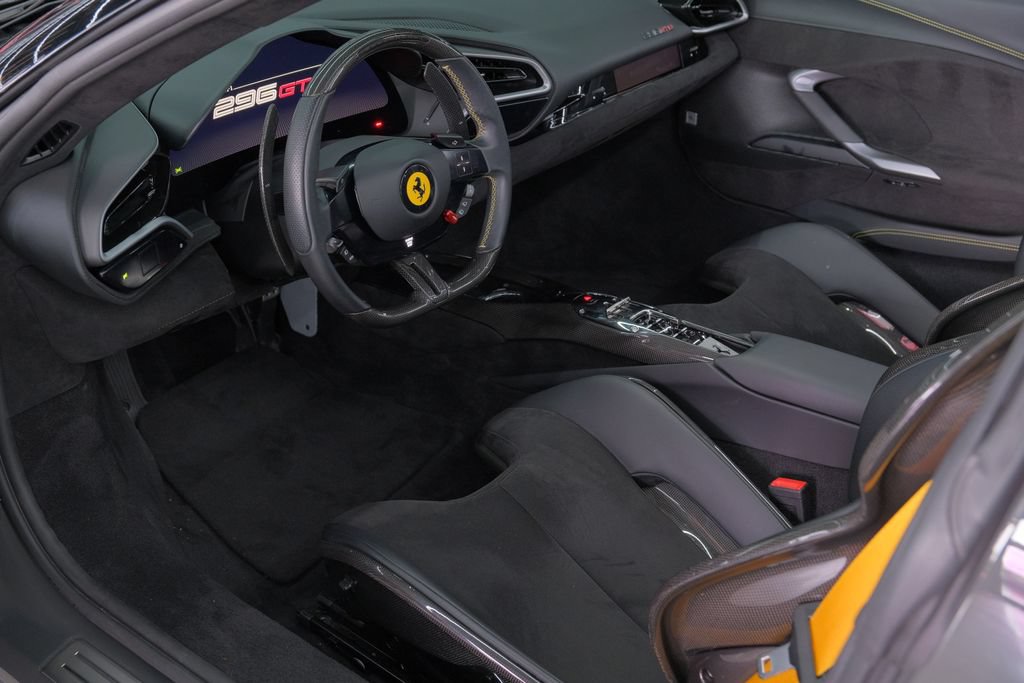 Used 2023 Ferrari 296 GTS RWD image 6