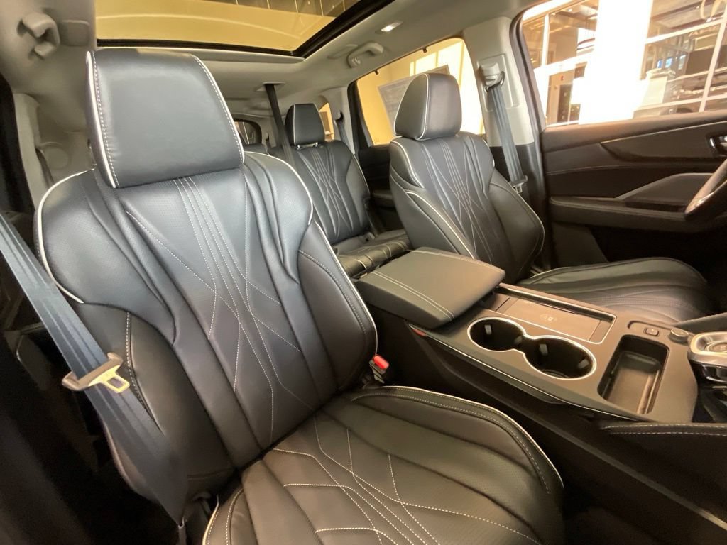 New 2026 Acura MDX w/ Advance Package AWD/4WD image 18