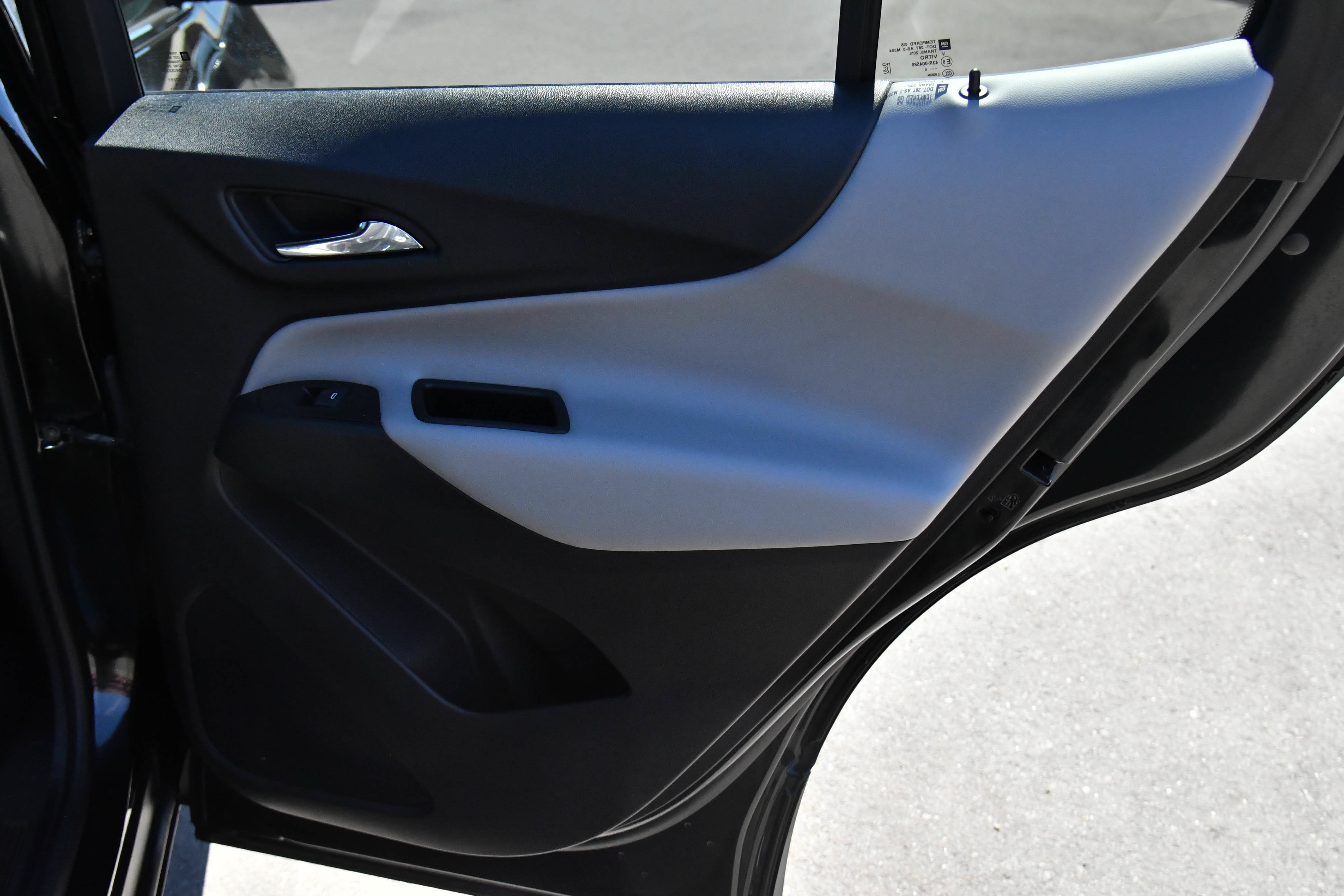 Used 2019 Chevrolet Equinox LT FWD image 38
