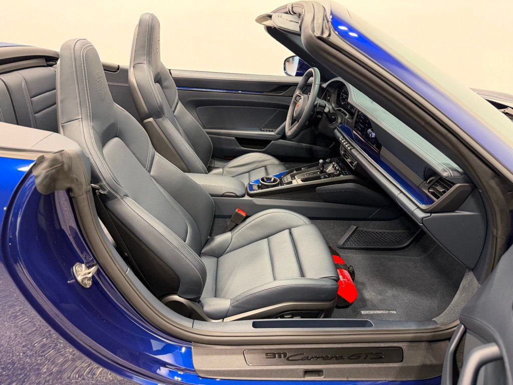 Used 2025 Porsche 911 GTS image 8