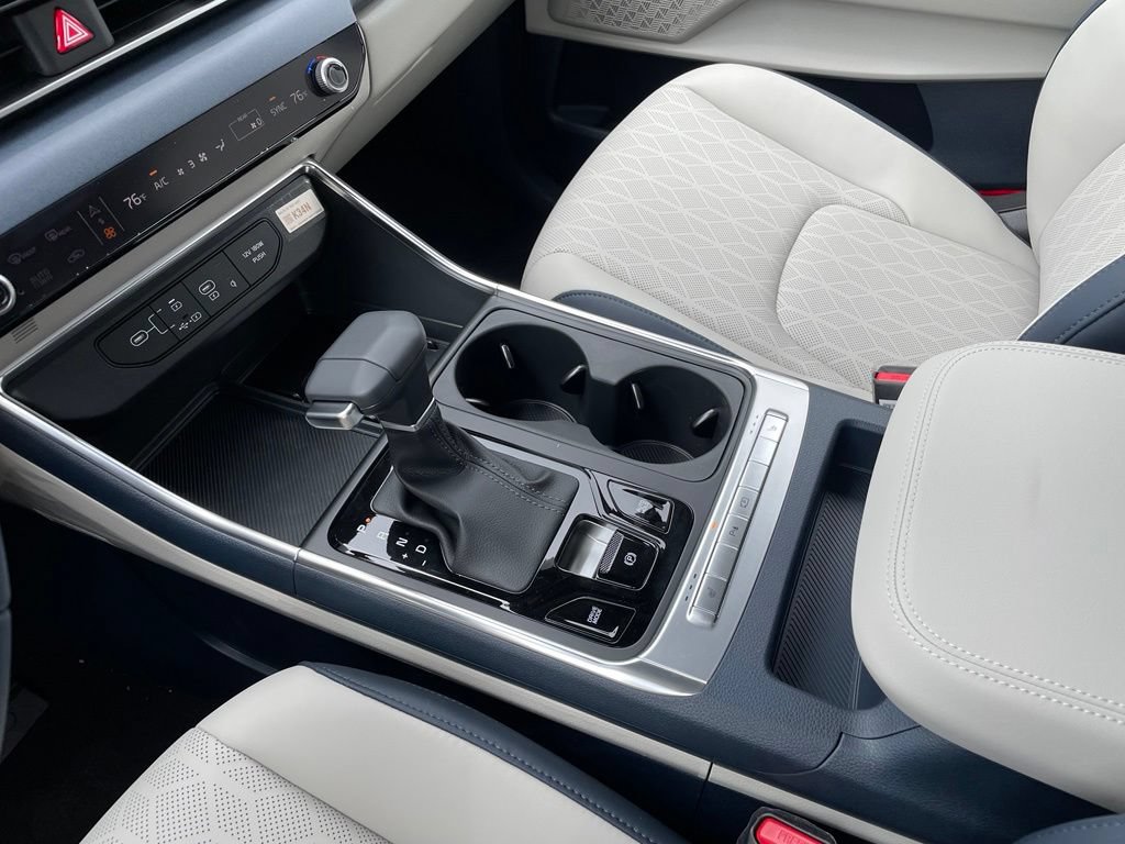 New 2026 Kia Carnival EX FWD image 20