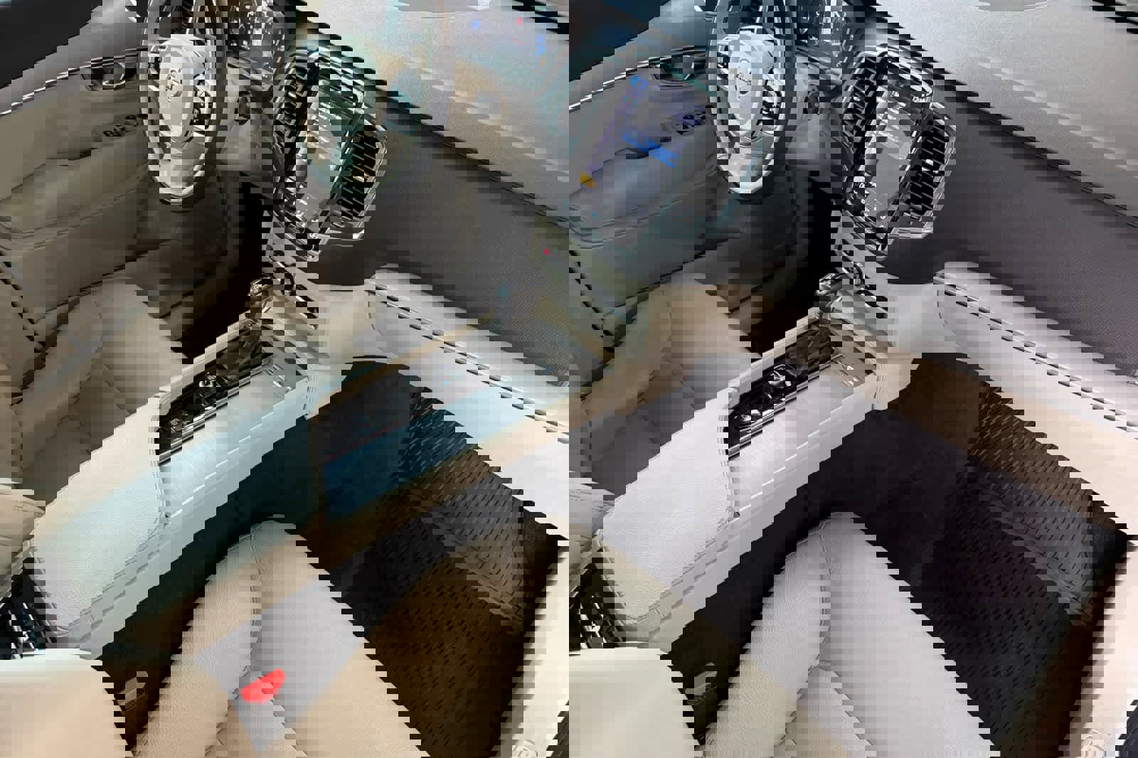 Used 2022 Volvo XC90 T5 Momentum w/ Protection Package image 19