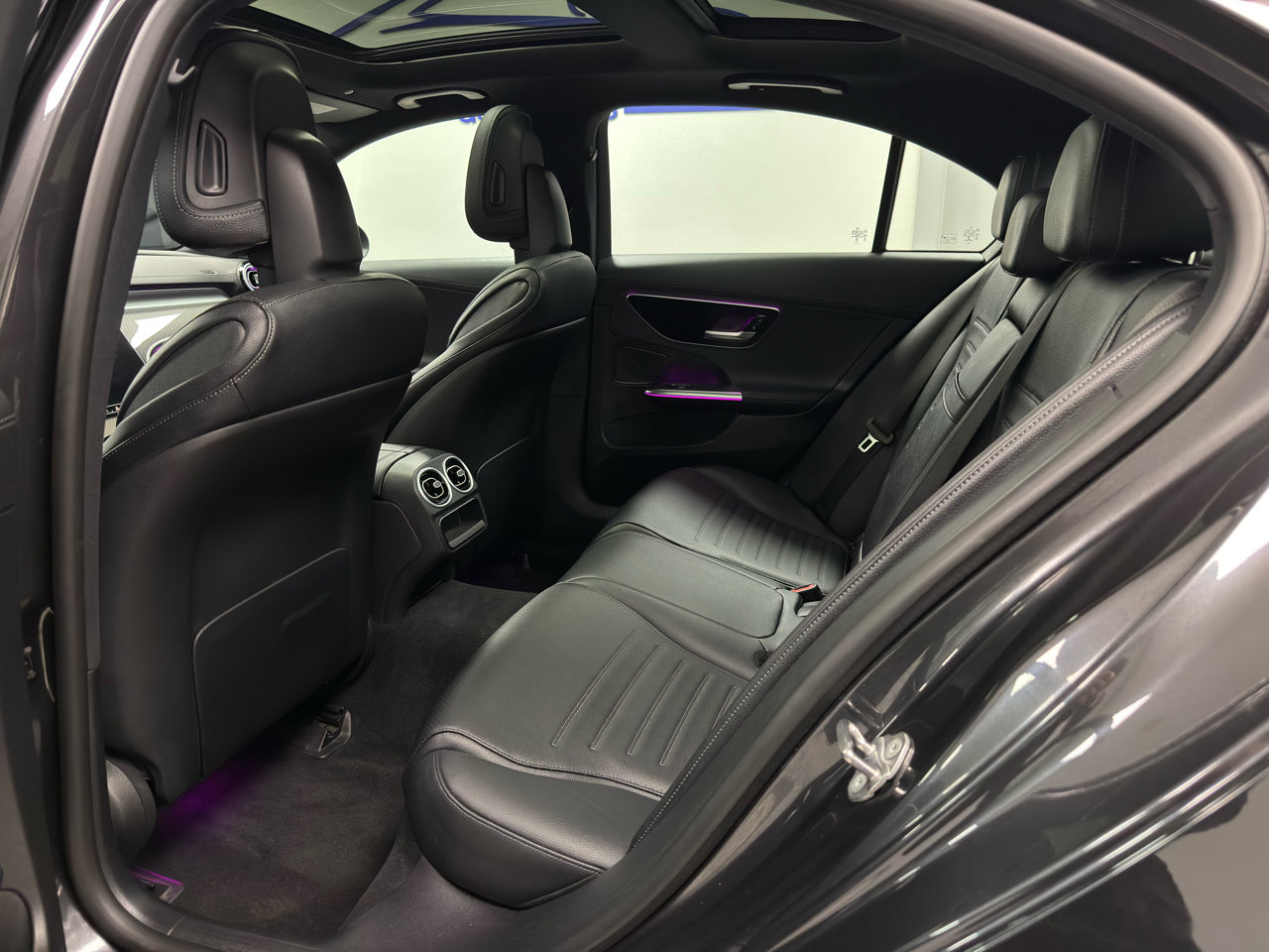 Used 2023 Mercedes-Benz C 300 4MATIC Sedan image 35