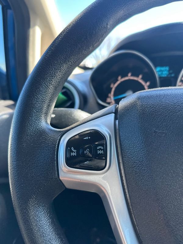 Used 2018 Ford Fiesta SE image 29