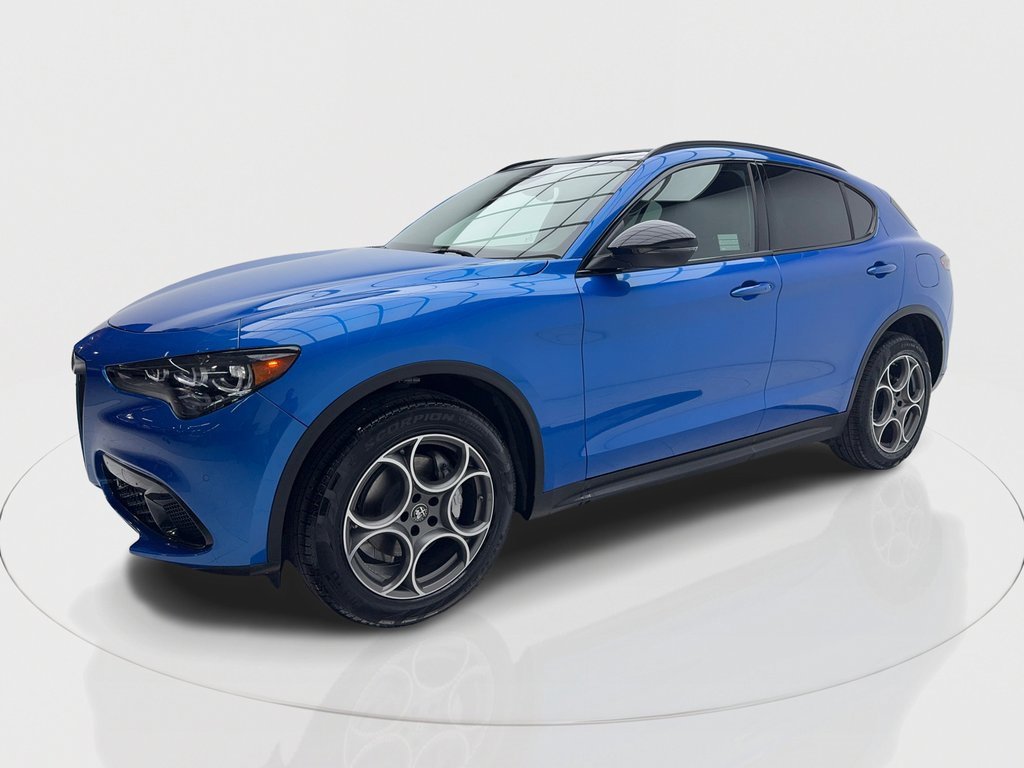 New 2025 Alfa Romeo Stelvio Sprint w/ Convenience Package image 5