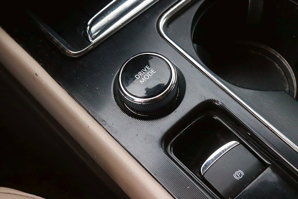 Used 2022 Lincoln Corsair FWD w/ Equipment Group 101A image 27
