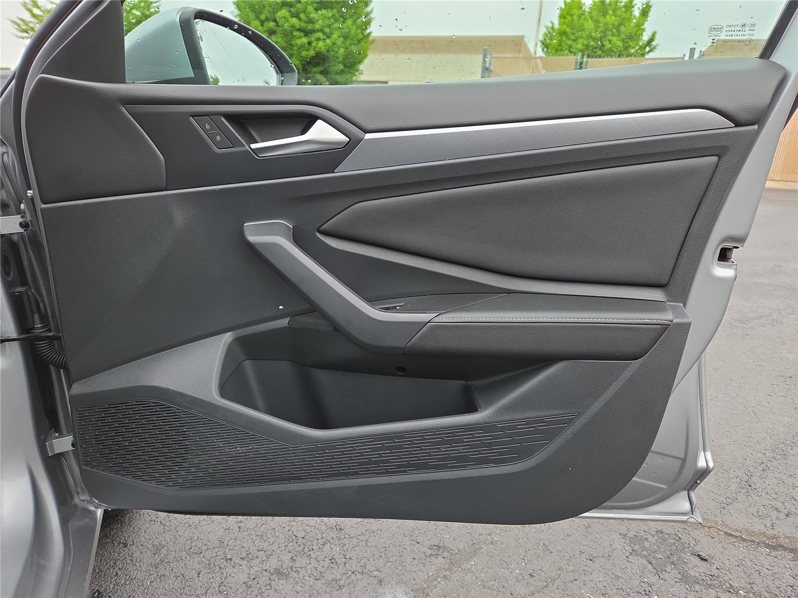 Used 2023 Volkswagen Jetta SE FWD image 26