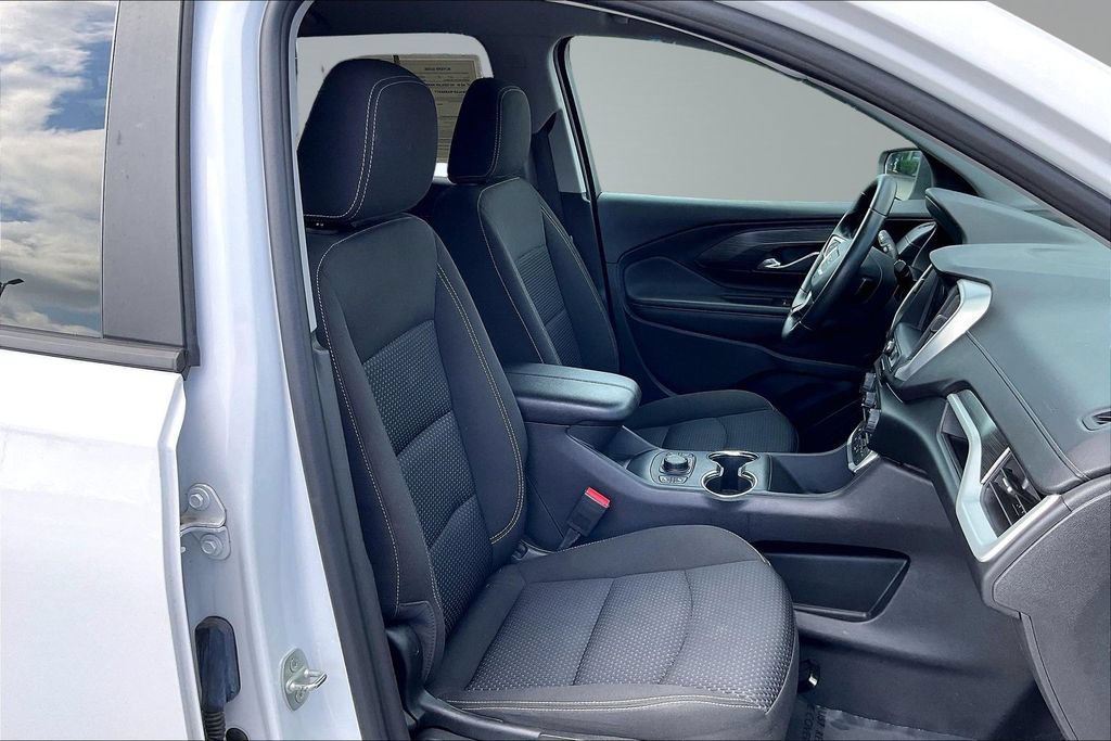 Used 2023 GMC Terrain SLE w/ Driver Convenience Package AWD/4WD image 7