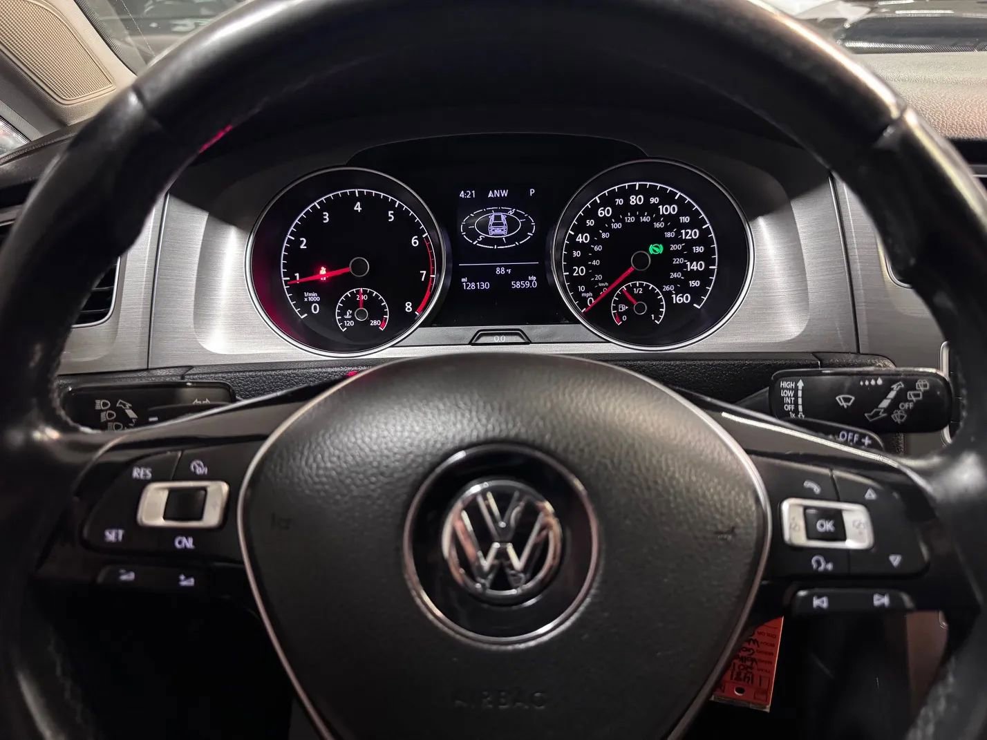 Used 2016 Volkswagen Golf S FWD image 12