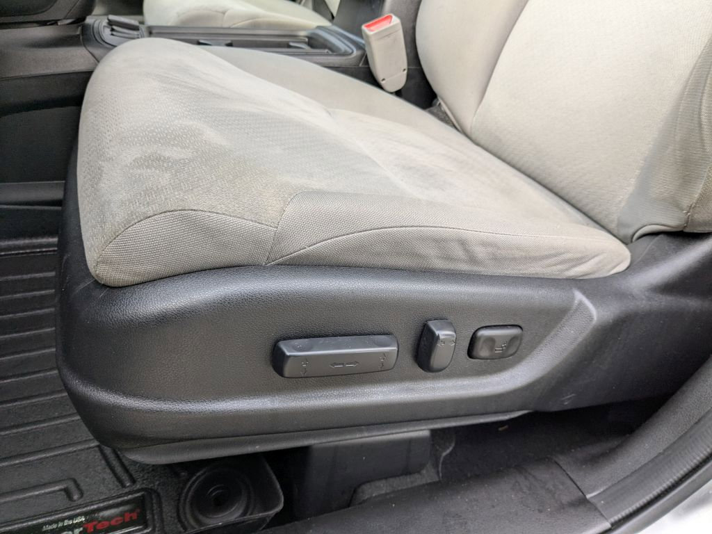 Used 2015 Honda CR-V EX image 13