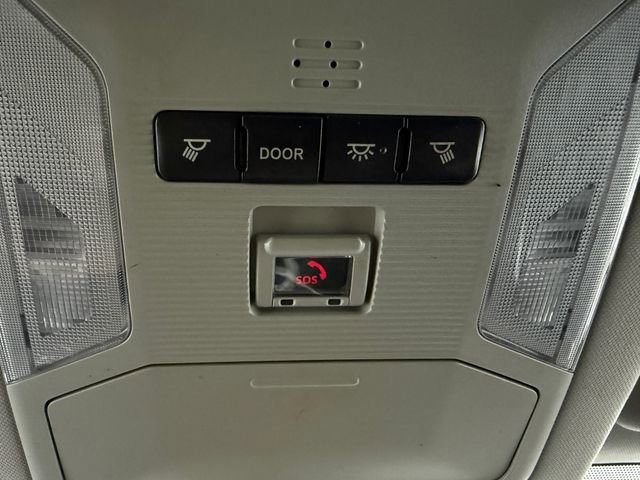 Used 2020 Toyota RAV4 LE FWD image 21
