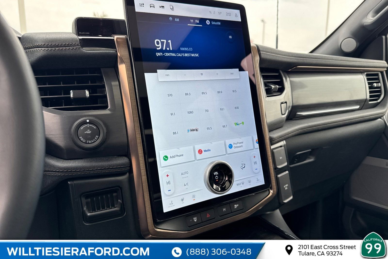Used 2025 Ford F150 Lightning Lariat AWD/4WD image 13