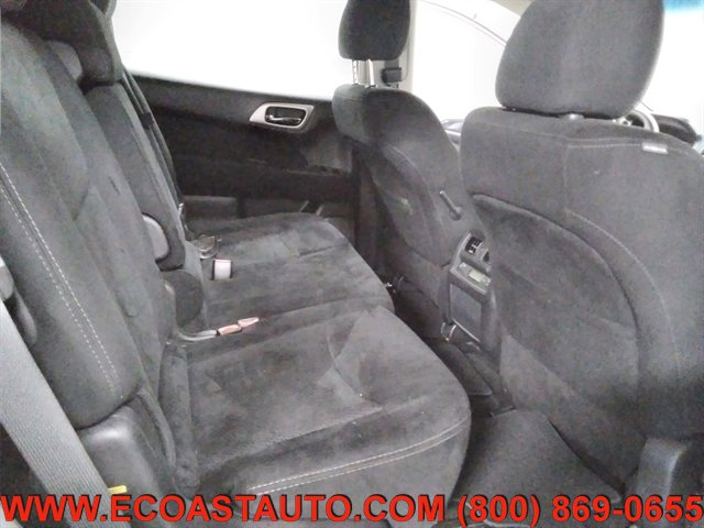 Used 2014 Nissan Pathfinder SV AWD/4WD image 13