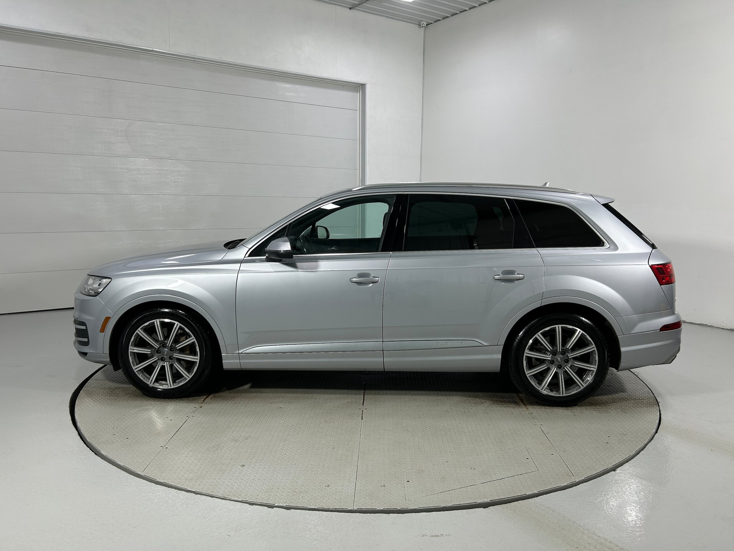 Used 2018 Audi Q7 3.0T Prestige AWD/4WD image 21