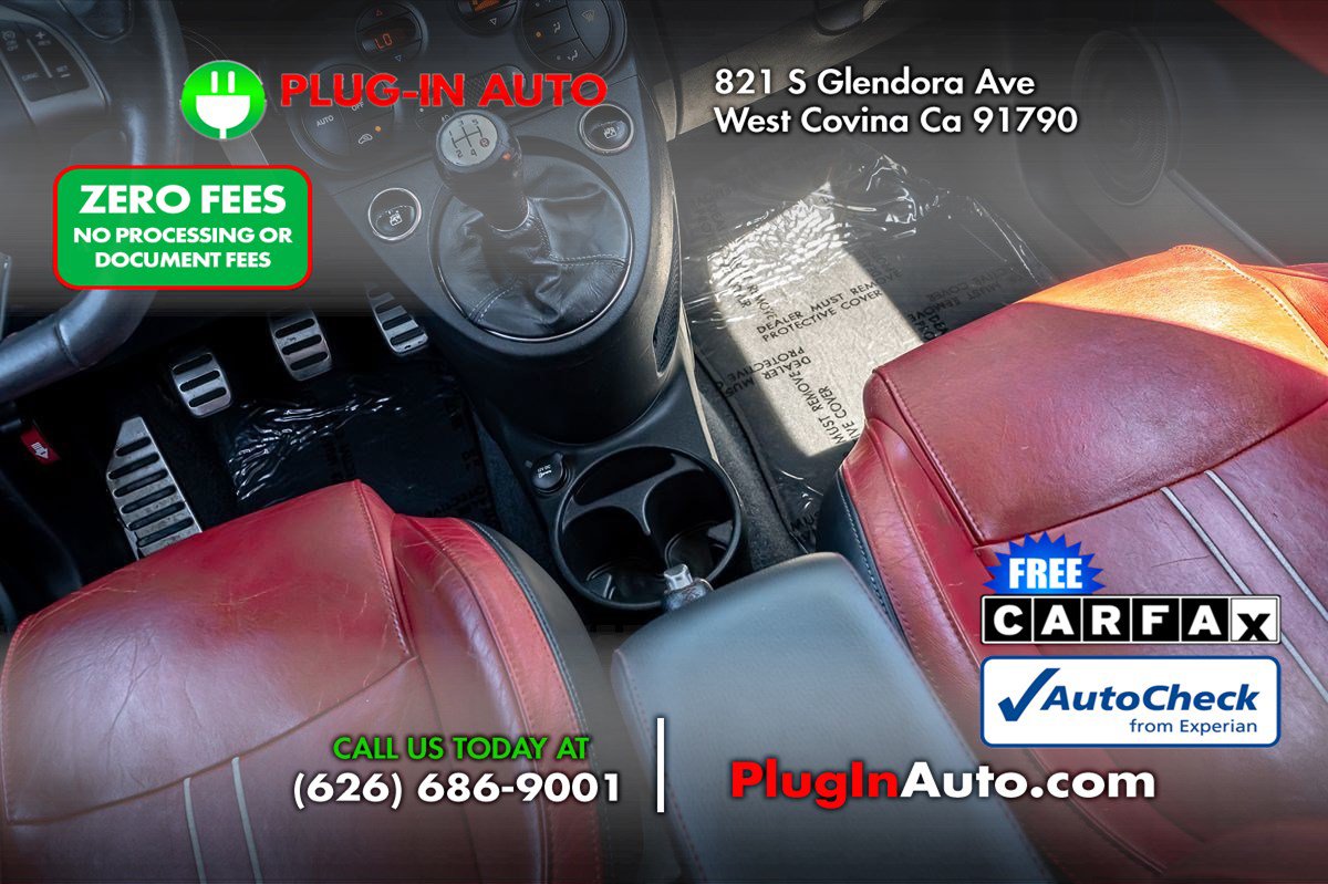 Used 2013 FIAT 500 Abarth w/ Beats Audio Pkg FWD image 12