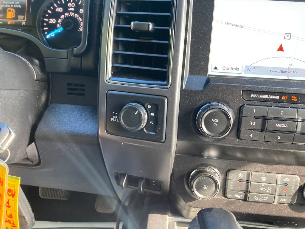 Used 2019 Ford F150 XLT w/ Equipment Group 302A Luxury AWD/4WD image 22