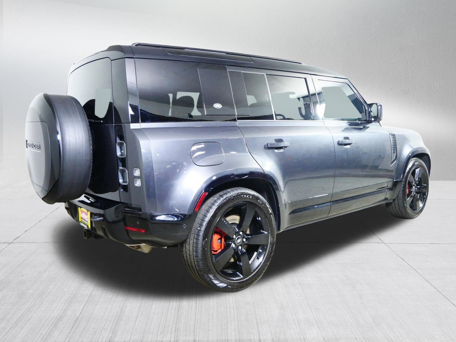 Used 2024 Land Rover Defender 110 X image 7