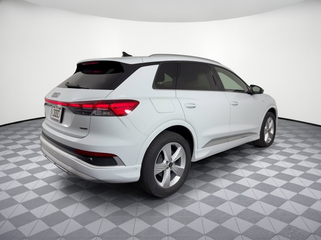Certified 2024 Audi Q4 e-tron Premium Plus AWD/4WD image 9